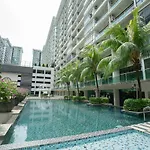 Mount Austin #Palazio A2 Pool View 1-2Pax #Mspro