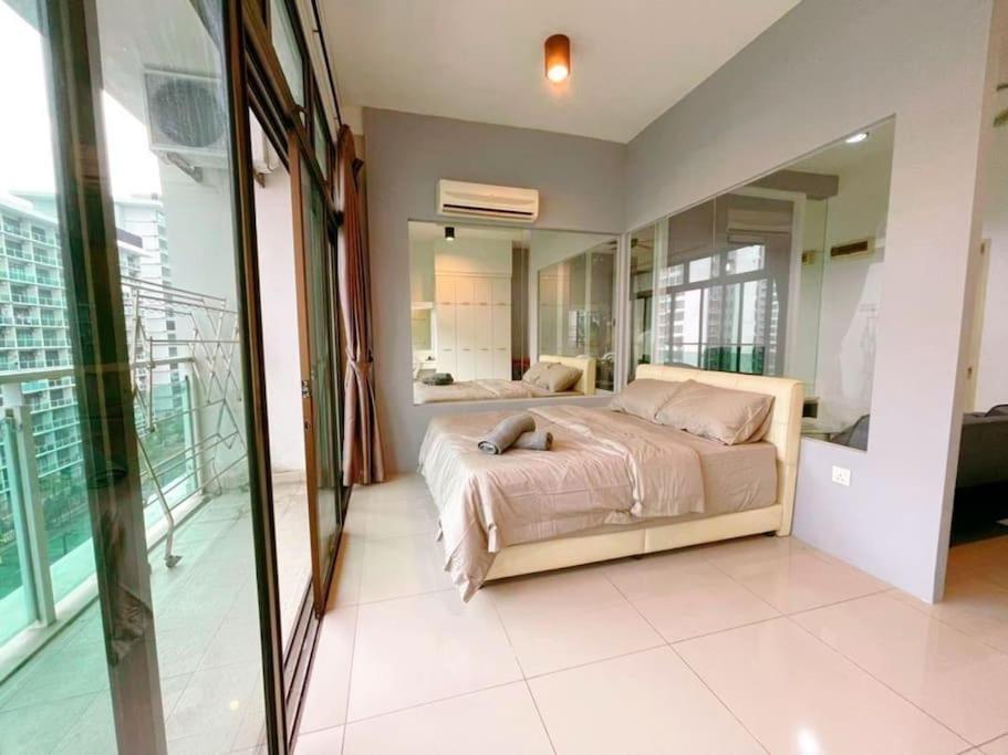 Mount Austin #palazio A2 Pool View 1-2pax #mspro Apartment *