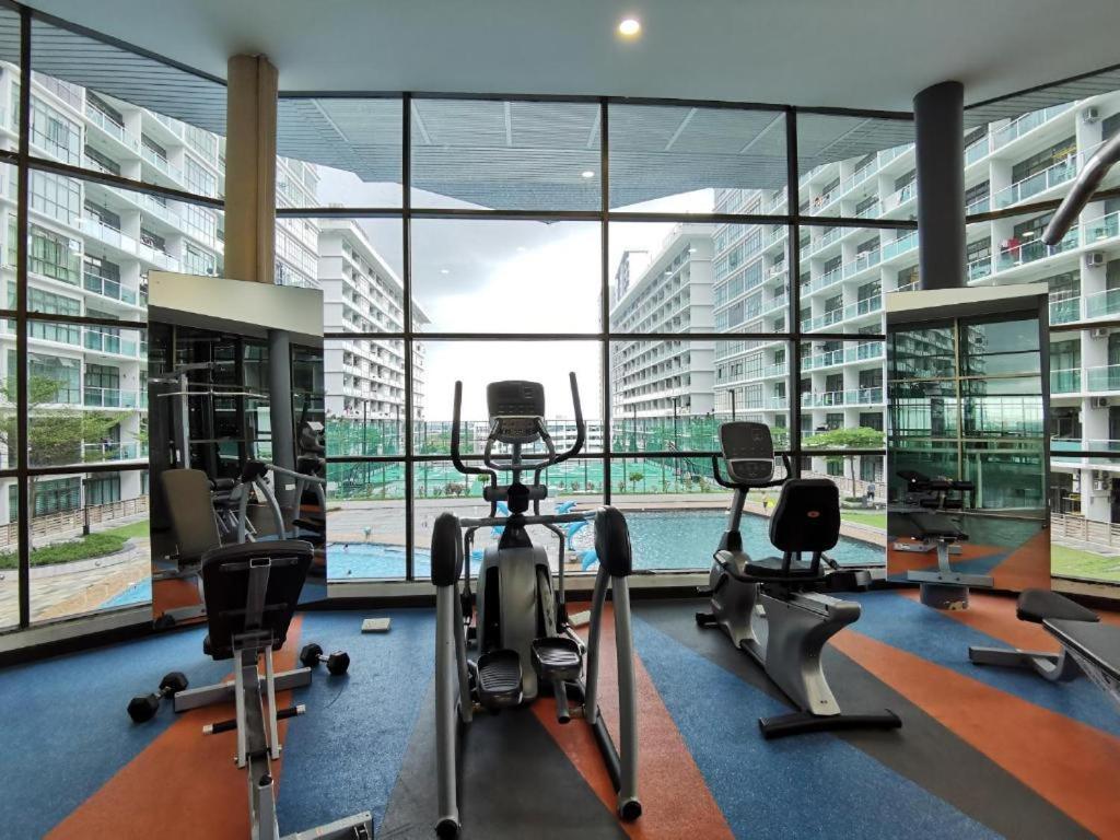Apartment Mount Austin #palazio A2 Pool View 1-2pax #mspro